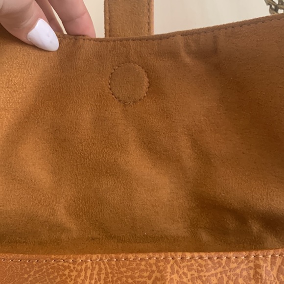 EUC Matt & Nat Chain and Studs Vegan Leather Shoulder Bag/Purse - Picture 7 of 15